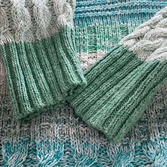 Cabi V neck pullover sweater mint green size M - Picture 7 of 12